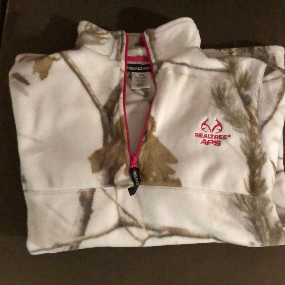 Realtree camo pull over fleece 😍😍